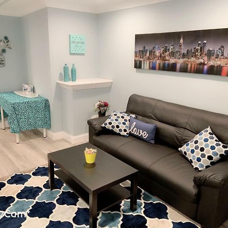Nice Bedroom Next Fells Point ボルティモア エクステリア 写真